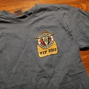 WILLIE NELSON CONCERT T-SHIRT - Medium // Music Country Throwdown Tour Tee Shirt